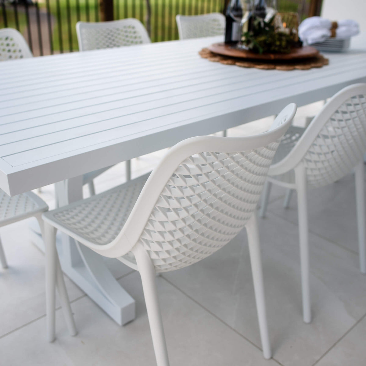 best-outdoor-furniture-Roma Bergen - 11pce (280x100) - Outdoor Dining Set #color_WHITE
