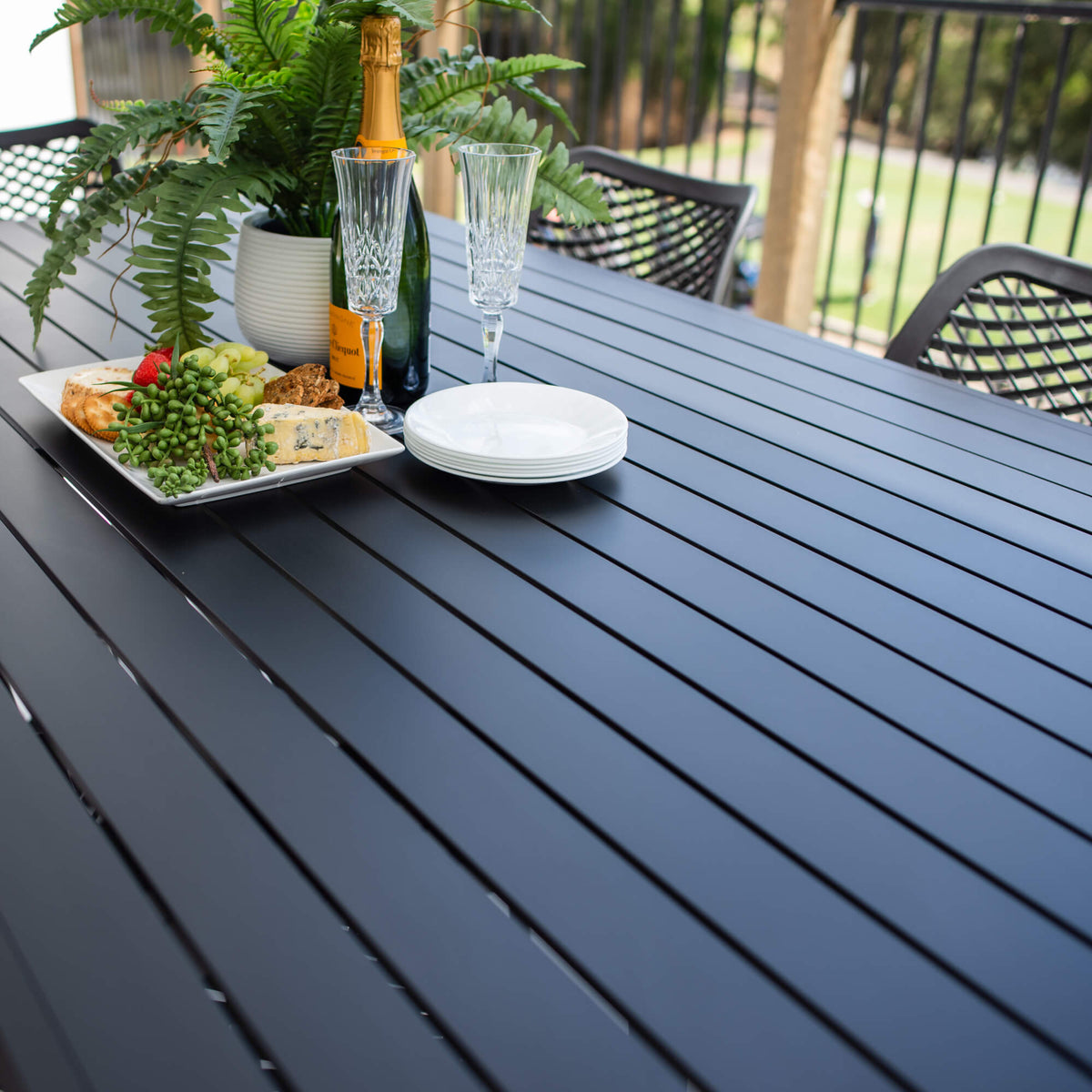 best-outdoor-furniture-Roma Bergen - 7pce (180x100) - Outdoor Dining Set #color_BLACK