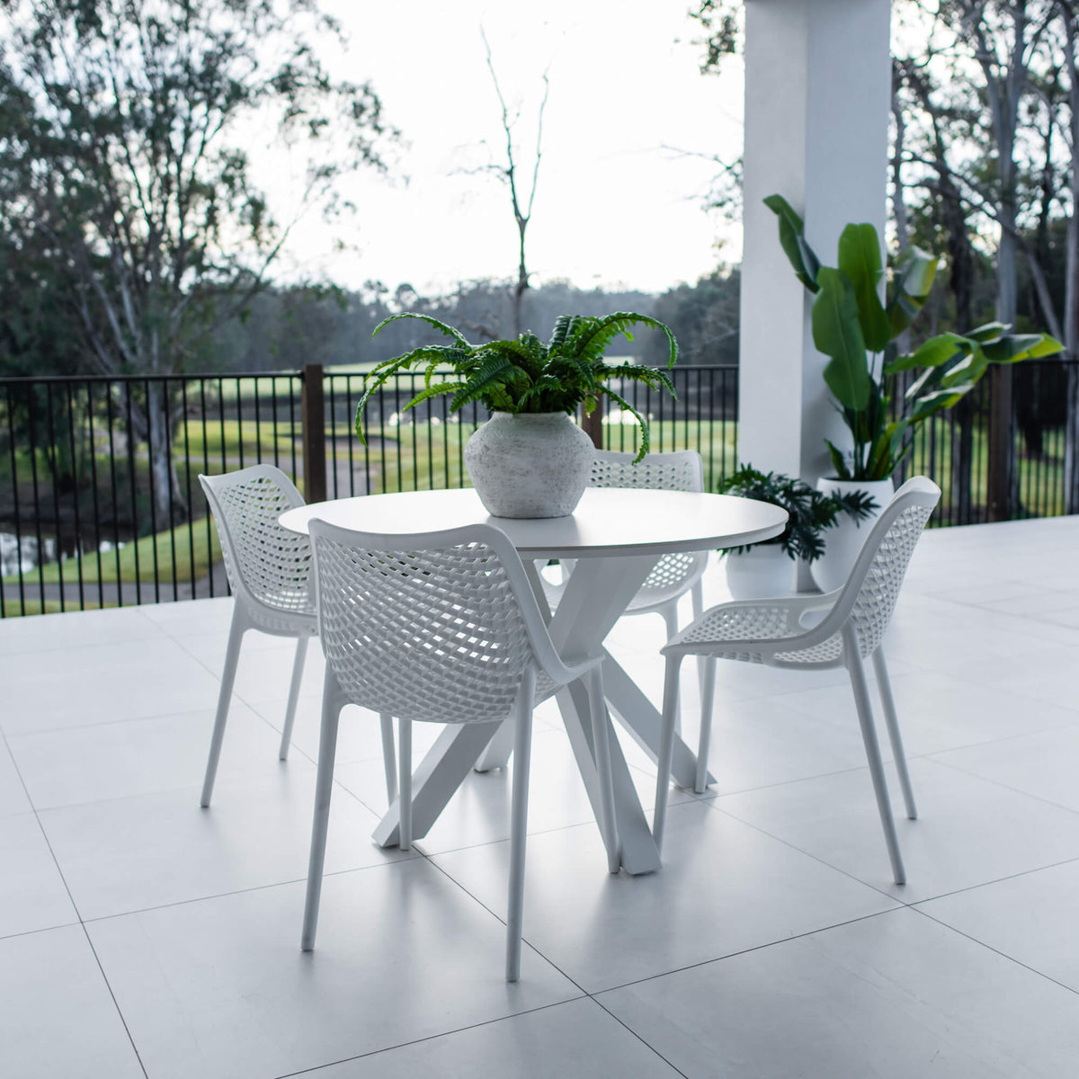 best-outdoor-furniture-Roma Malibu Round - 5pce (120x120) - Outdoor Dining Set #color_WHITE