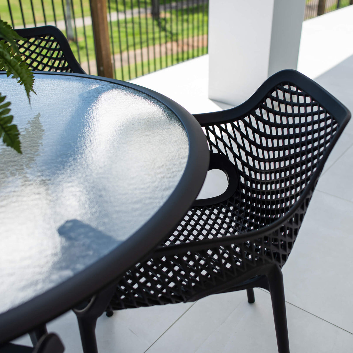 Roma XL/Coventry 105cm - 5pce Outdoor Dining Set