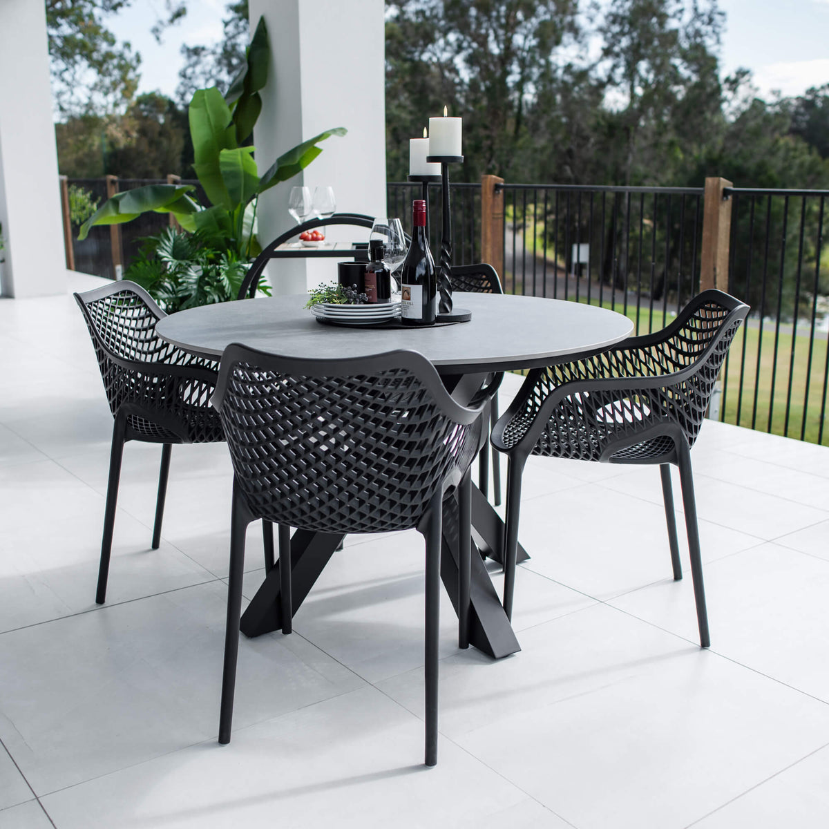 best-outdoor-furniture-Roma XL Malibu Round - 5pce (120x120) - Outdoor Dining Set #color_BLACK
