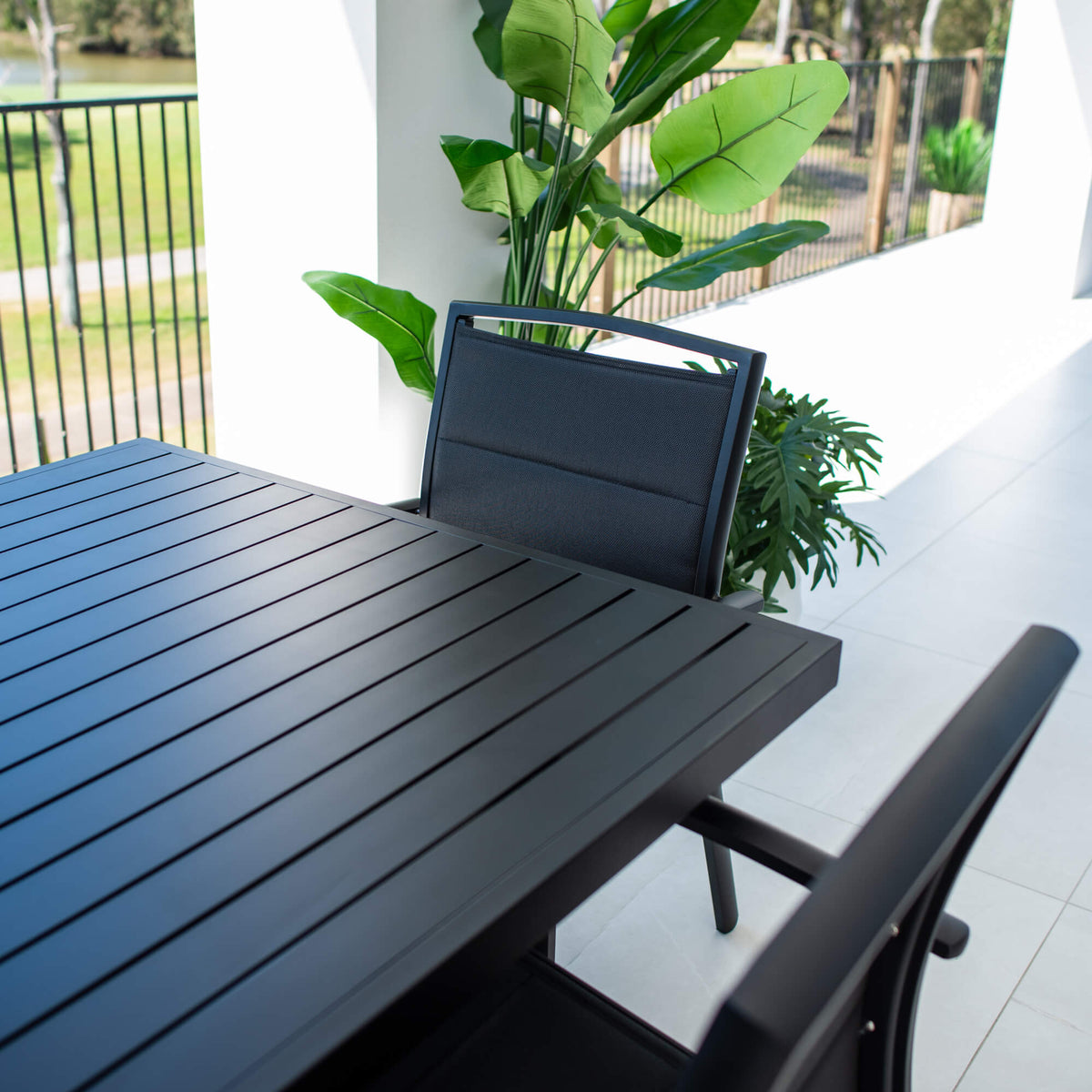 best-outdoor-furniture-Shelby Bergen - 11pce (280x100) - Outdoor Dining Set #color_BLACK