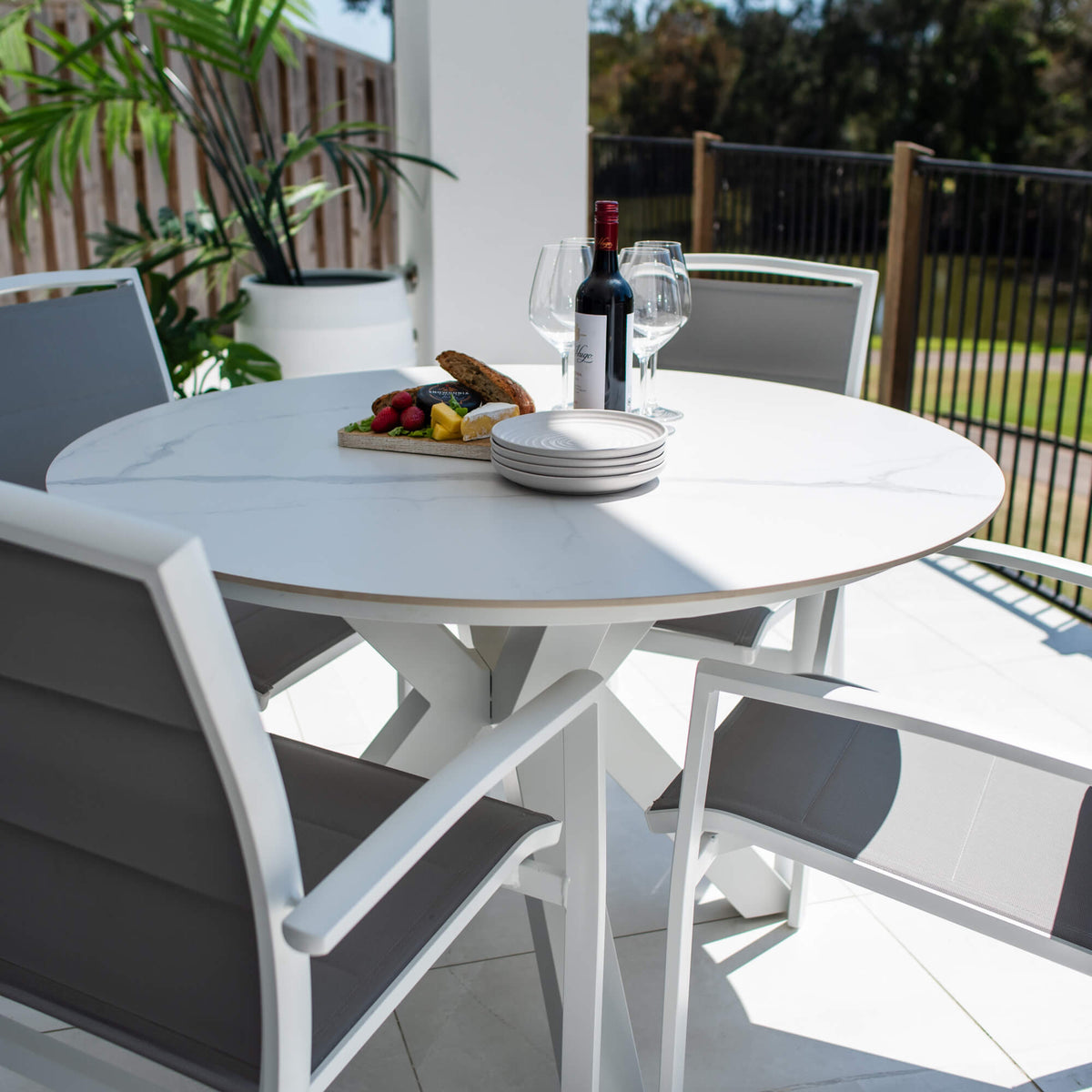 best-outdoor-furniture-Shelby Malibu Round - 5pce (120x120) - Outdoor Dining Set #color_WHITE