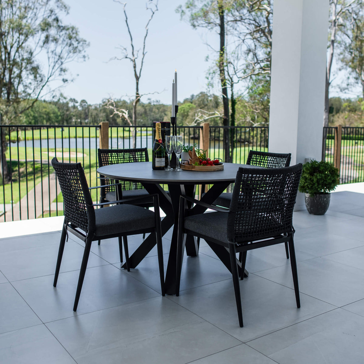 best-outdoor-furniture-Vienna Rope Malibu Round - 5pce (120x120) - Outdoor Dining Set #color_BLACK