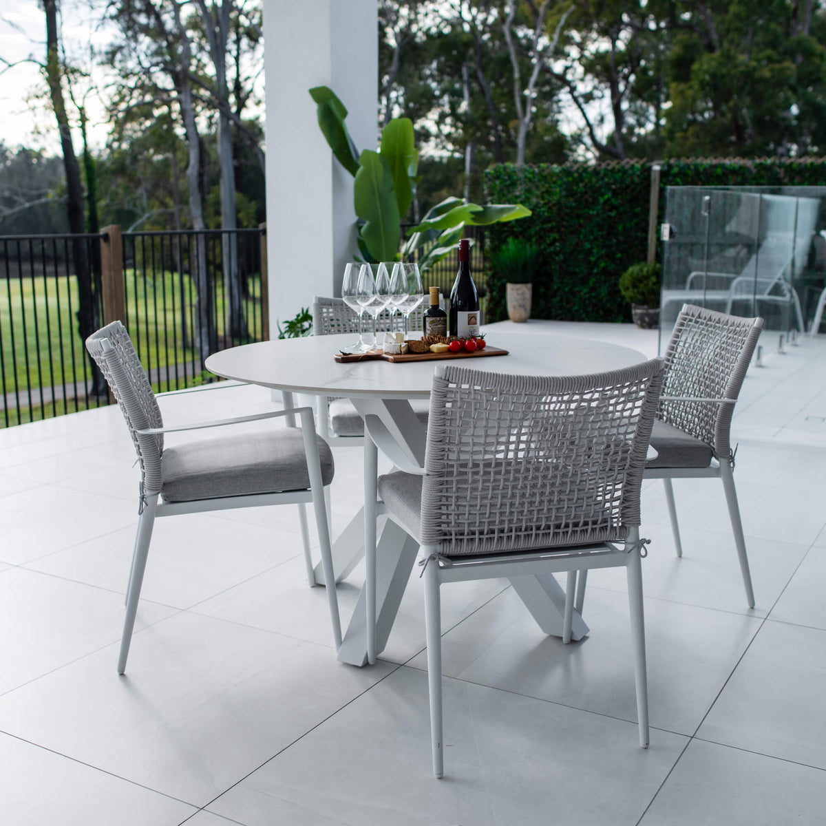 best-outdoor-furniture-Vienna Rope Malibu Round - 5pce (120x120) - Outdoor Dining Set #color_WHITE