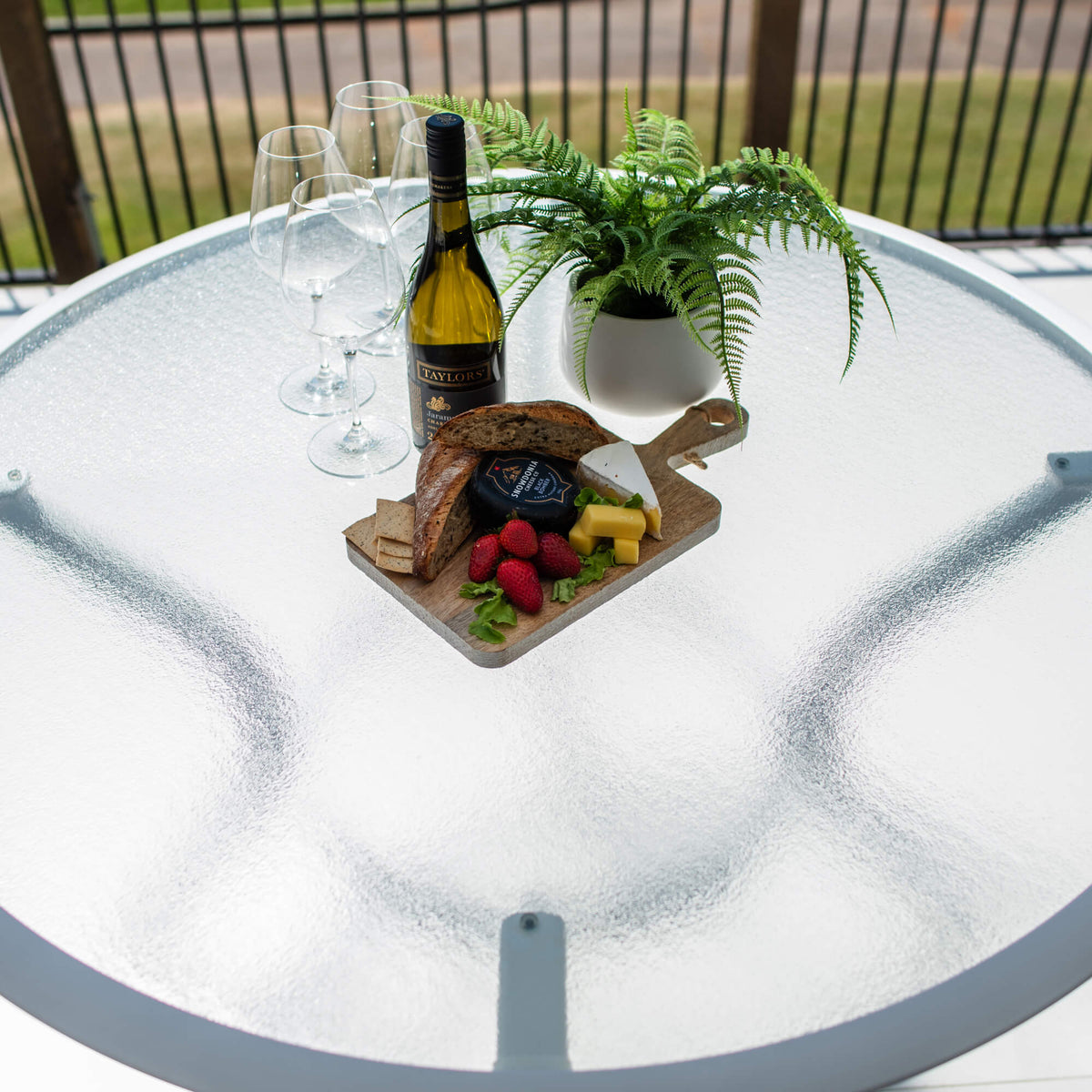 best-outdoor-furniture-Coventry Round - (120x120) - Outdoor Dining Table #color_WHITE