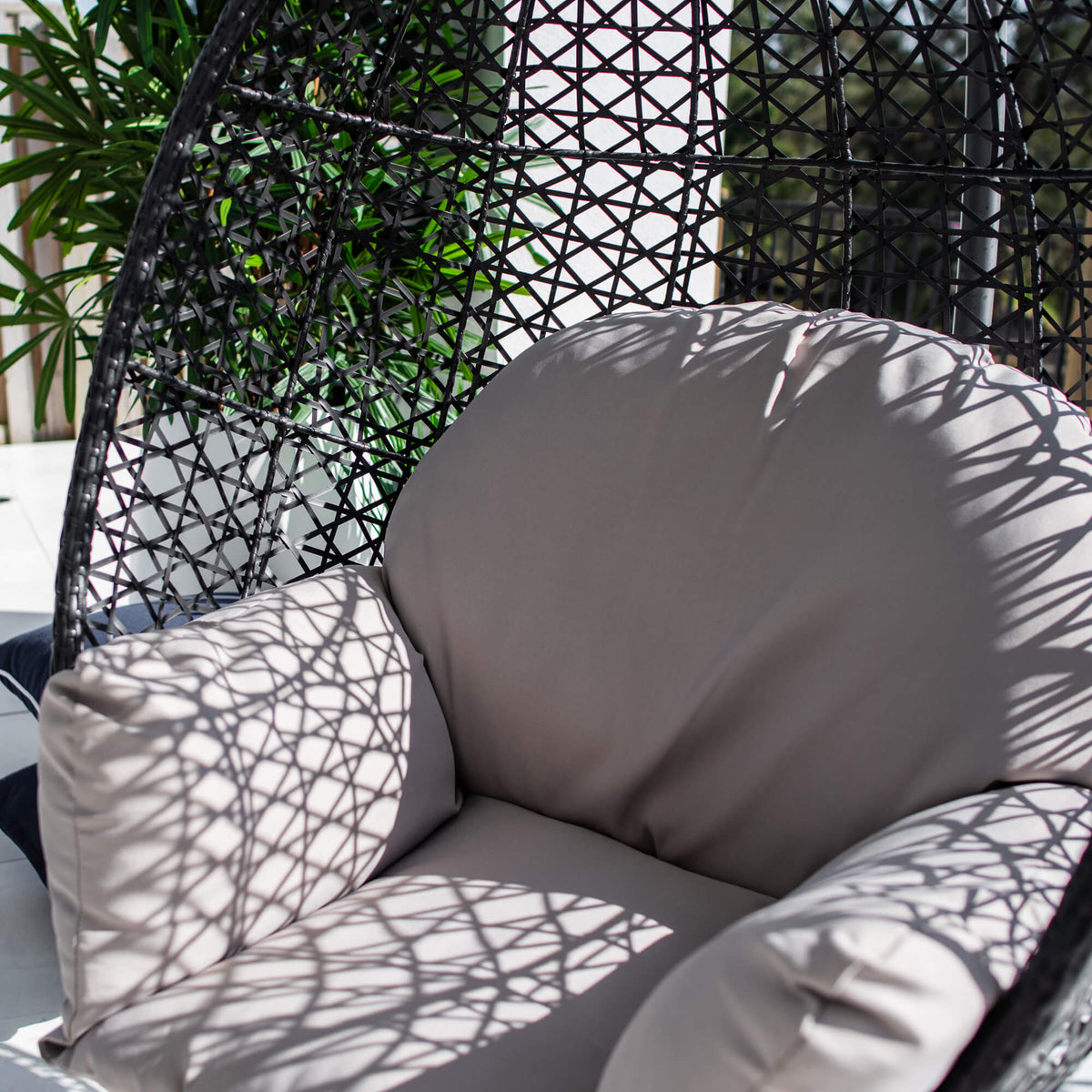 best-outdoor-furniture-Hanging Pod Chair - Outdoor Hanging Chair #color_BLACK