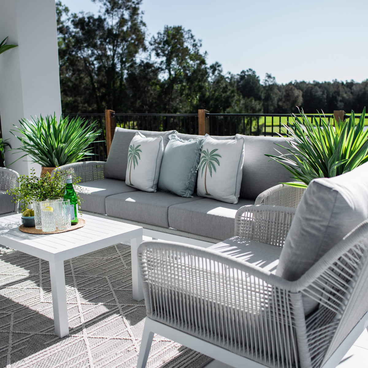 best-outdoor-furniture-Bella Rope 3 - 4pce - White/Grey Outdoor Lounge Setting #color_WHITE