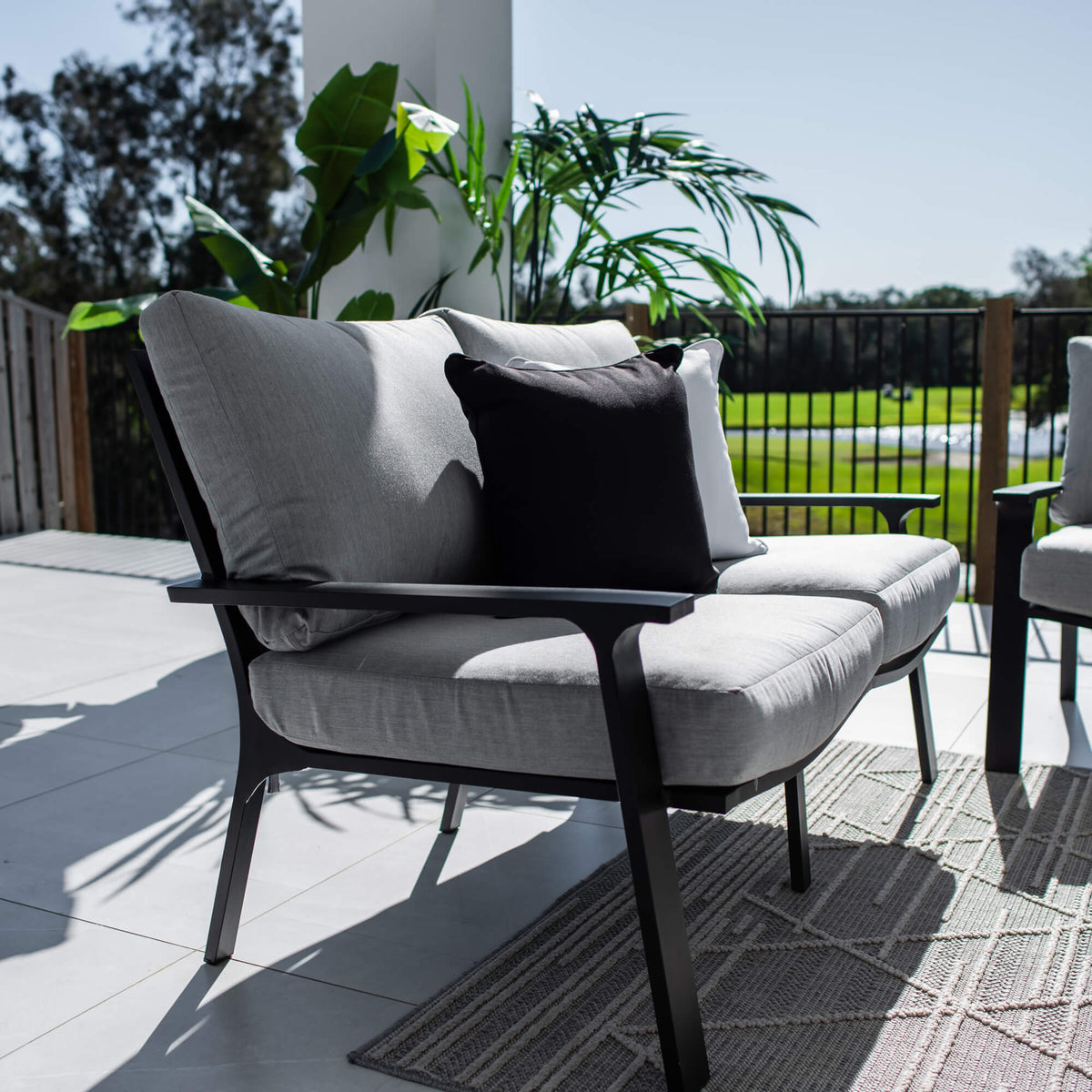 best-outdoor-furniture-Bermuda 2 - 3pce- Outdoor Lounge Setting #color_BLACK