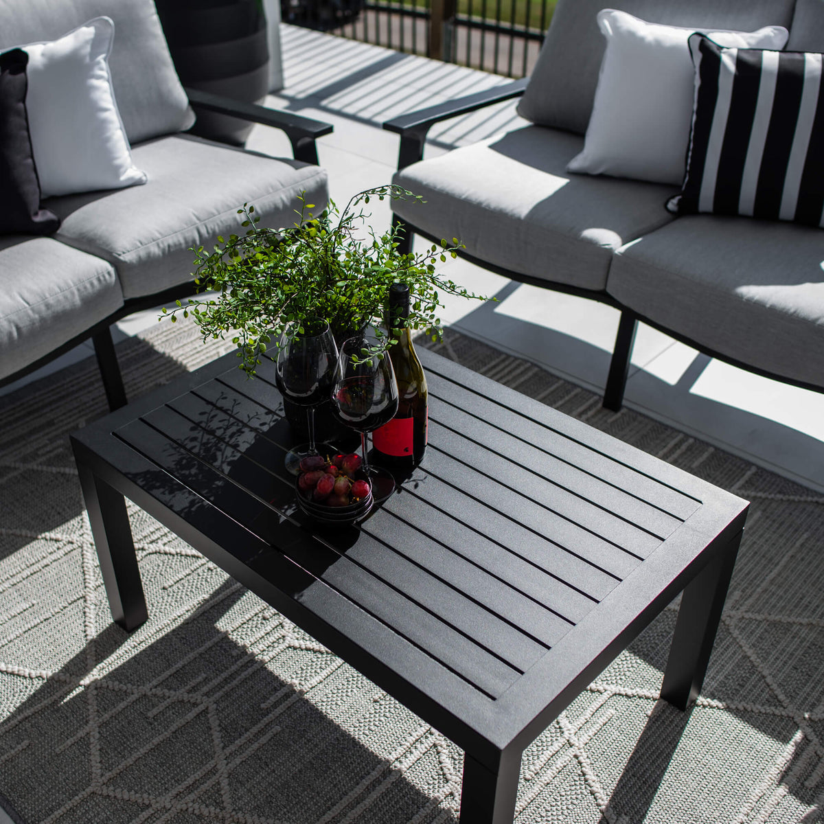best-outdoor-furniture-Bermuda 2 - 3pce- Outdoor Lounge Setting #color_BLACK