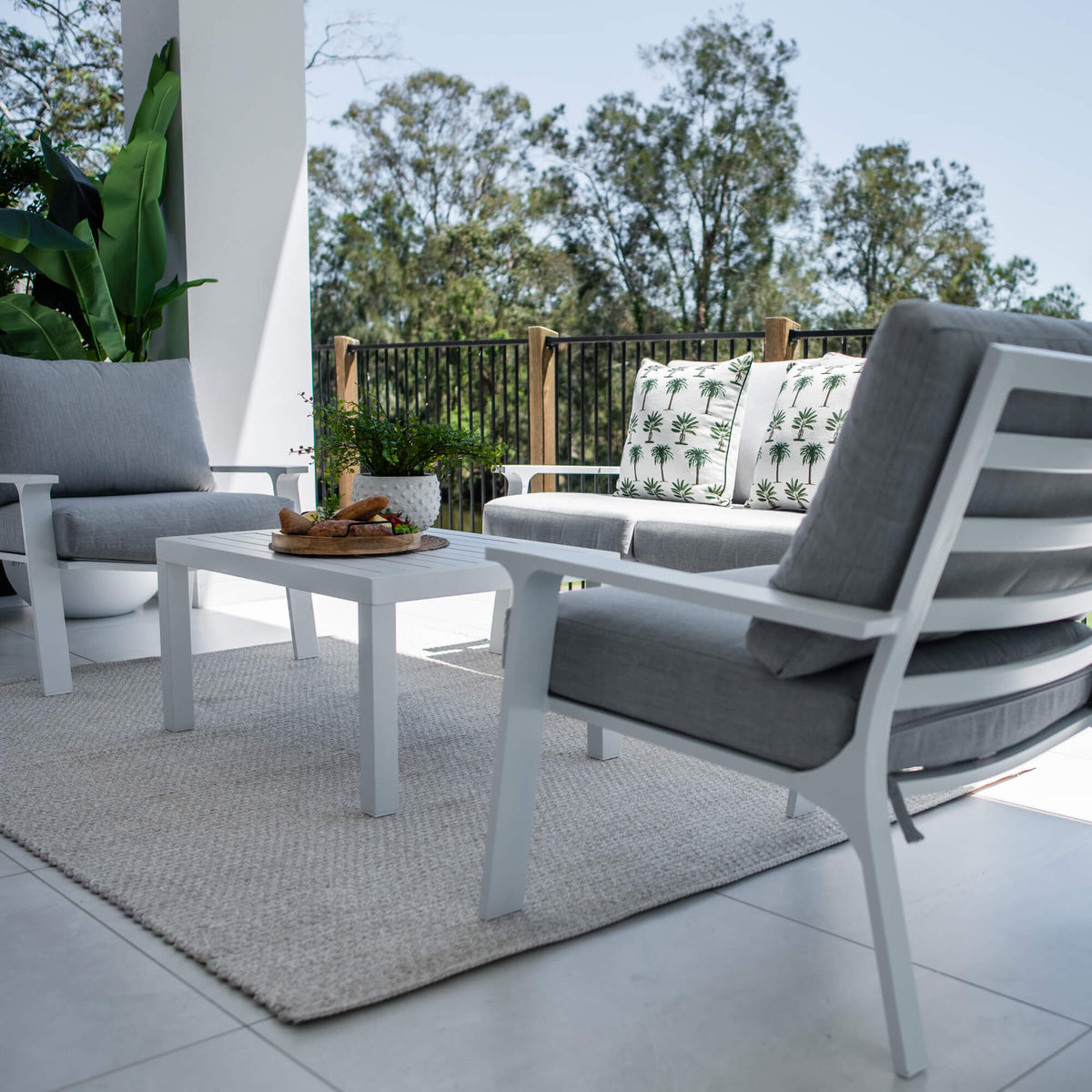 best-outdoor-furniture-Bermuda 2 - 4pce - Outdoor Lounge Setting #color_WHITE