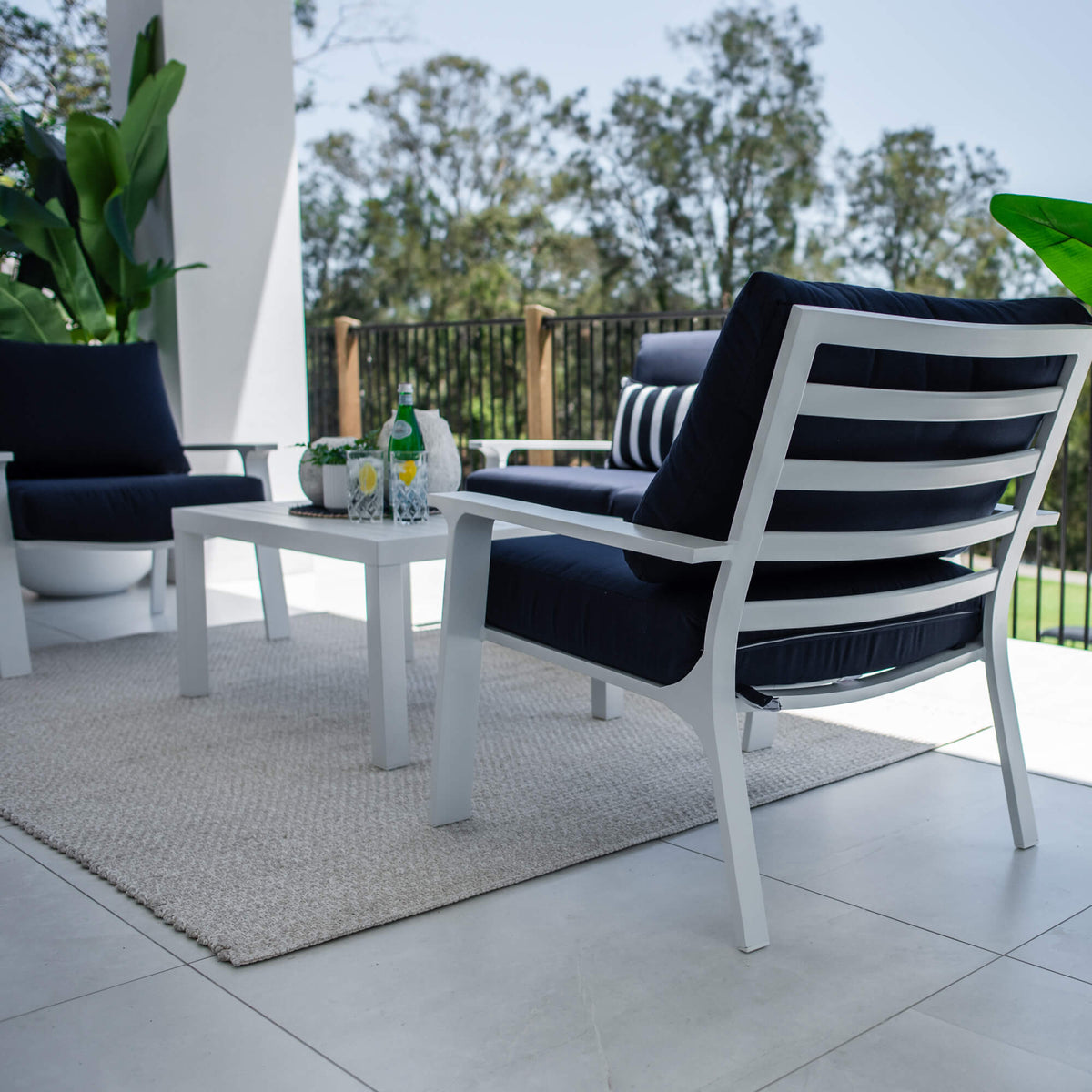 best-outdoor-furniture-Bermuda 2 - 4pce - Outdoor Lounge Setting #color_NAVY