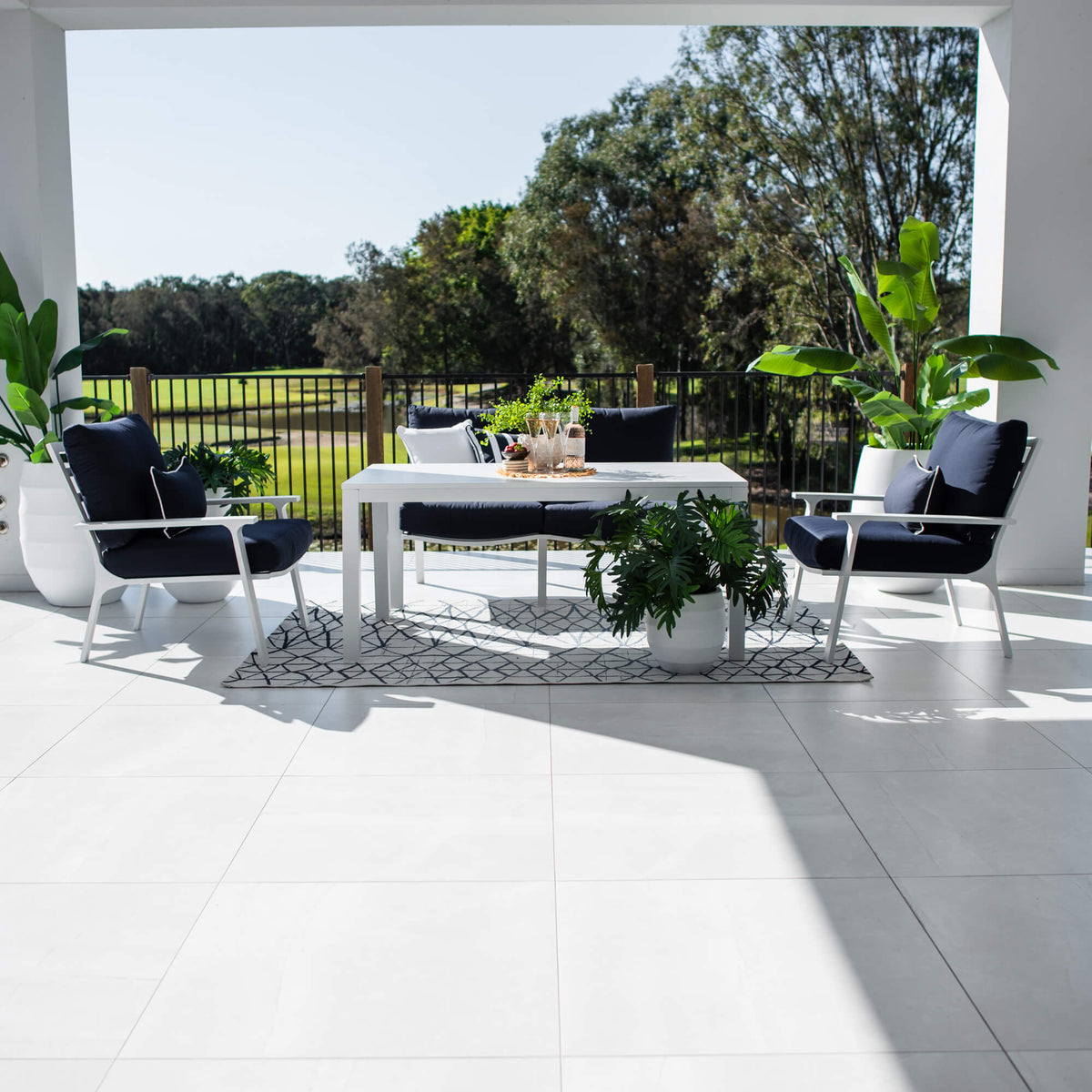 best-outdoor-furniture-Bermuda 2 Low Dining - 4pce - Outdoor Lounge Setting #color_NAVY