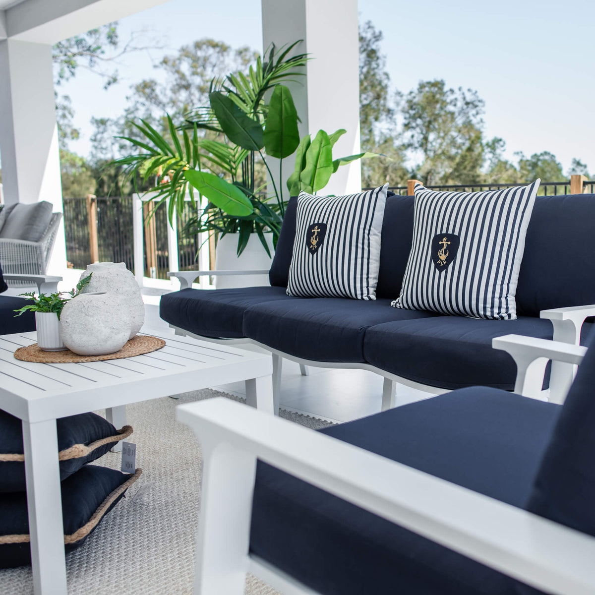 best-outdoor-furniture-Bermuda 3 - 4pce - Outdoor Lounge Setting #color_NAVY