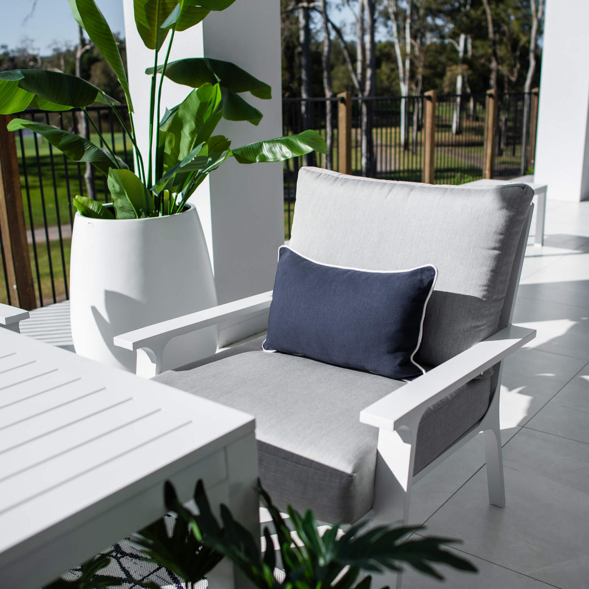 Bermuda 3 - 4pce Low Dining Lounge Setting (Sunbrella Fabric)