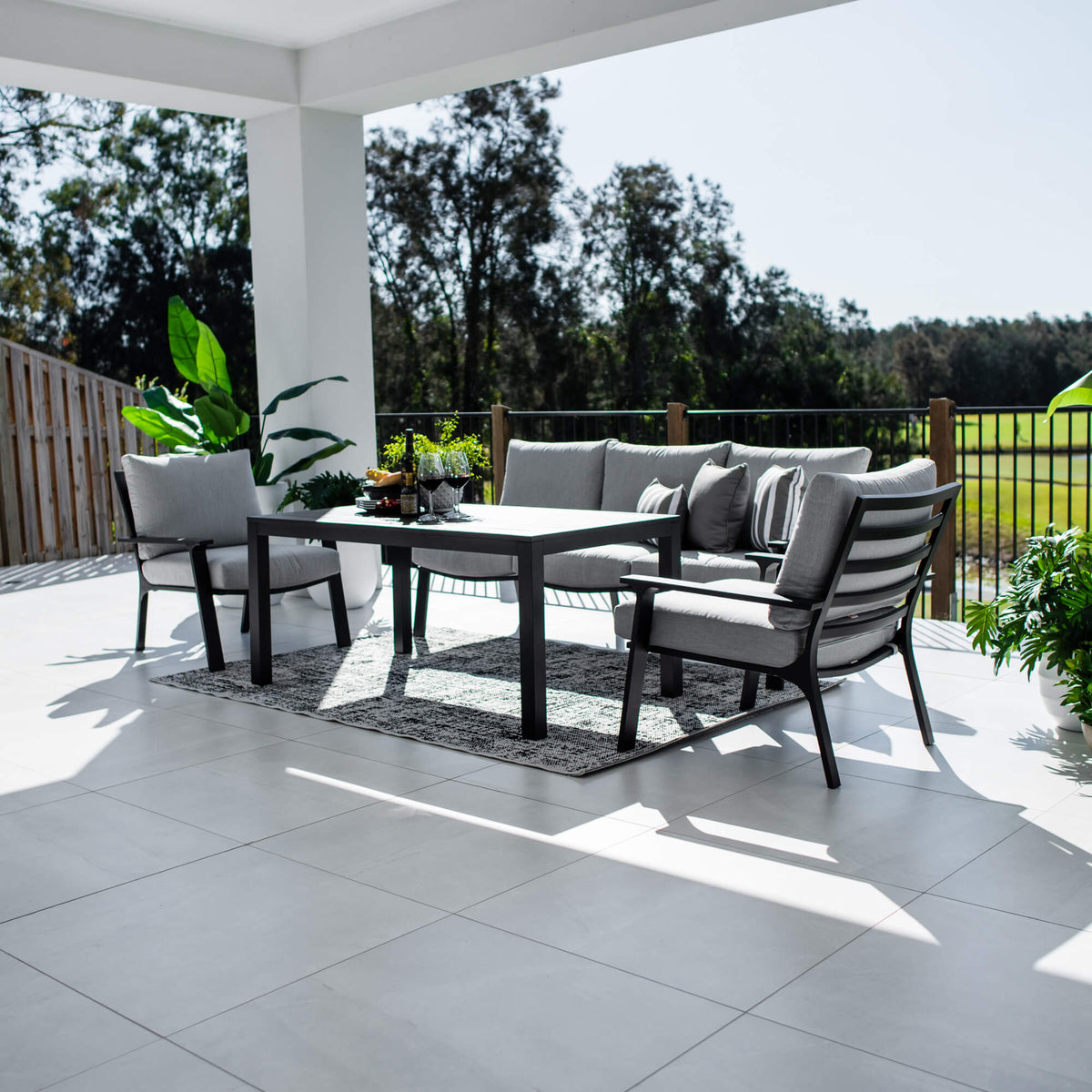 best-outdoor-furniture-Bermuda 3 - 4pce Low Dining Lounge Setting (Sunbrella Fabric) #color_BLACK