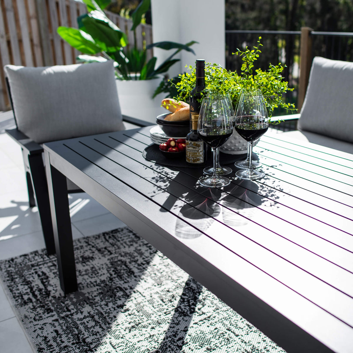 best-outdoor-furniture-Bermuda 3 - 4pce Low Dining Lounge Setting (Sunbrella Fabric) #color_BLACK