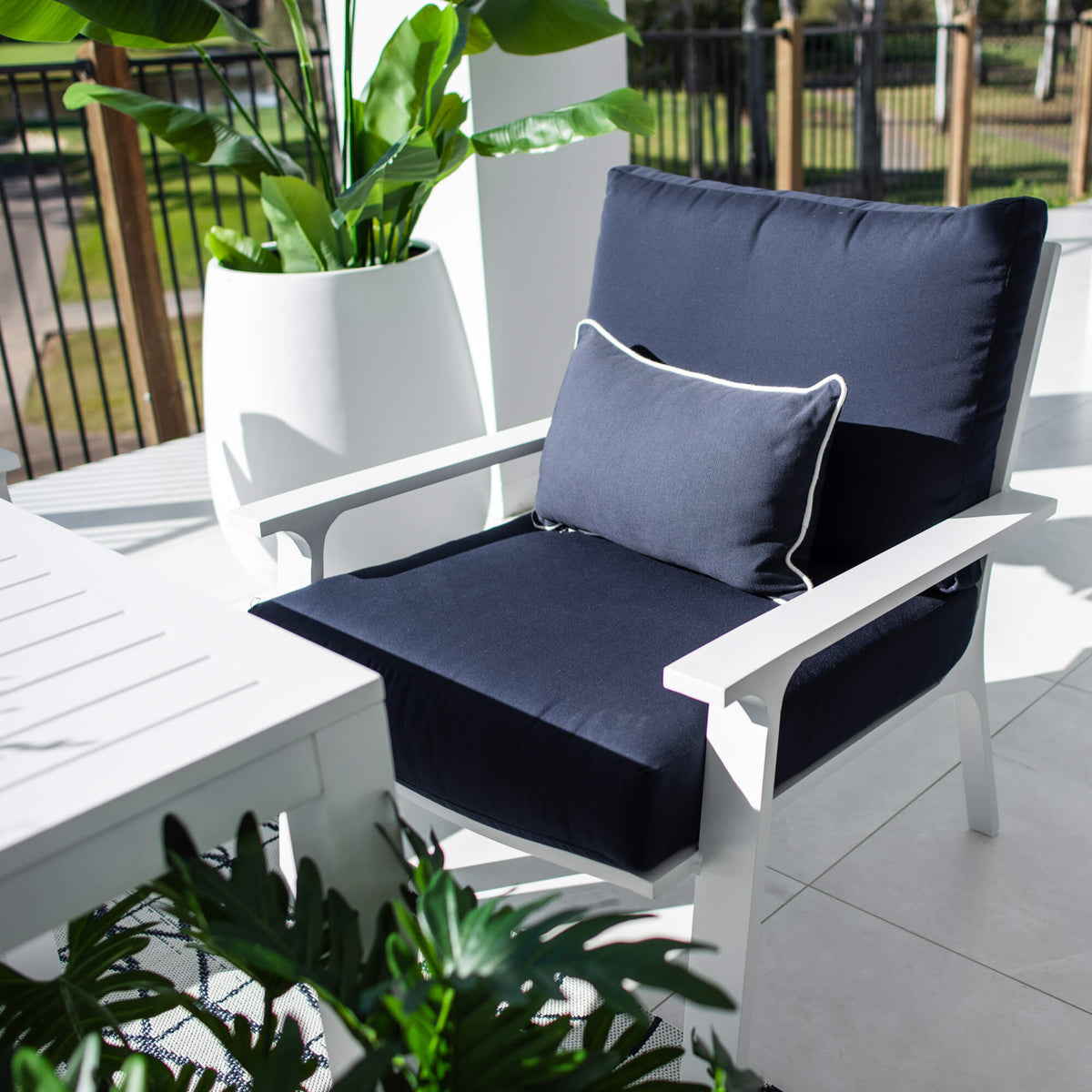 Bermuda 3 - 4pce Low Dining Lounge Setting (Sunbrella Fabric)
