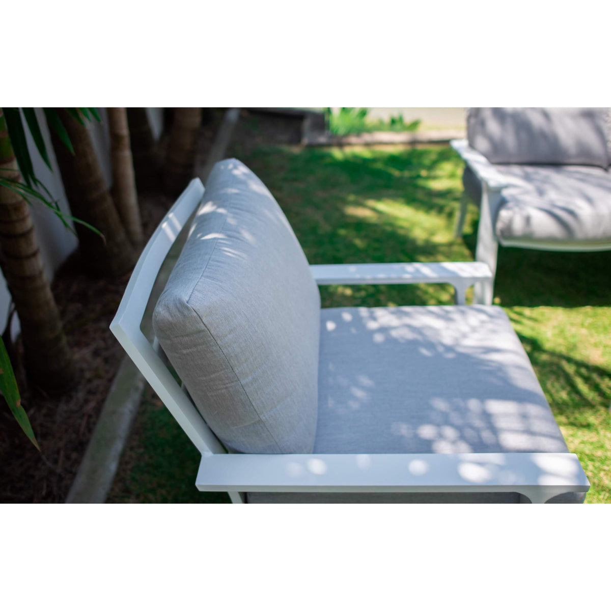 best-outdoor-furniture-Bermuda 3 - 5pce Low Dining Lounge Setting (Sunbrella Fabric)