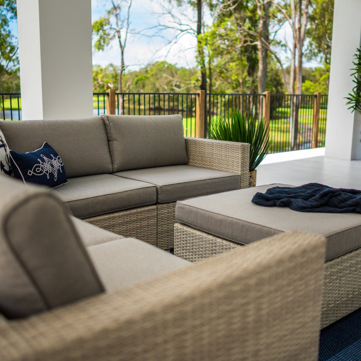 Cuban Modular Sofa - 6pce Outdoor Lounge Setting