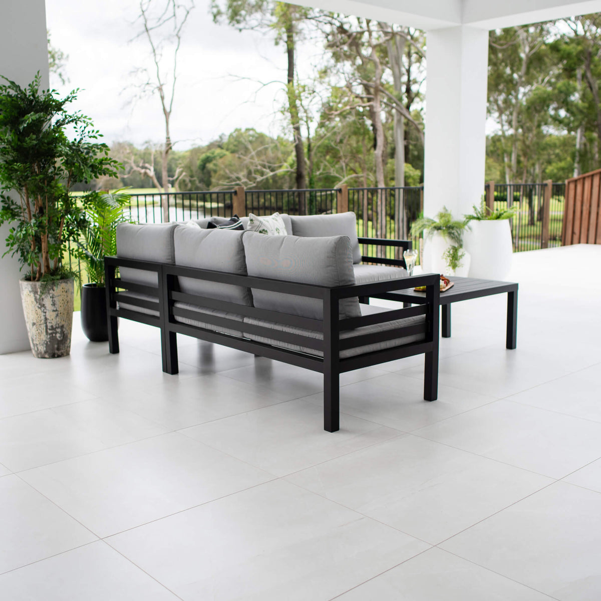 best-outdoor-furniture-Jersey Modular - 4pce - Outdoor Lounge Setting #color_BLACK