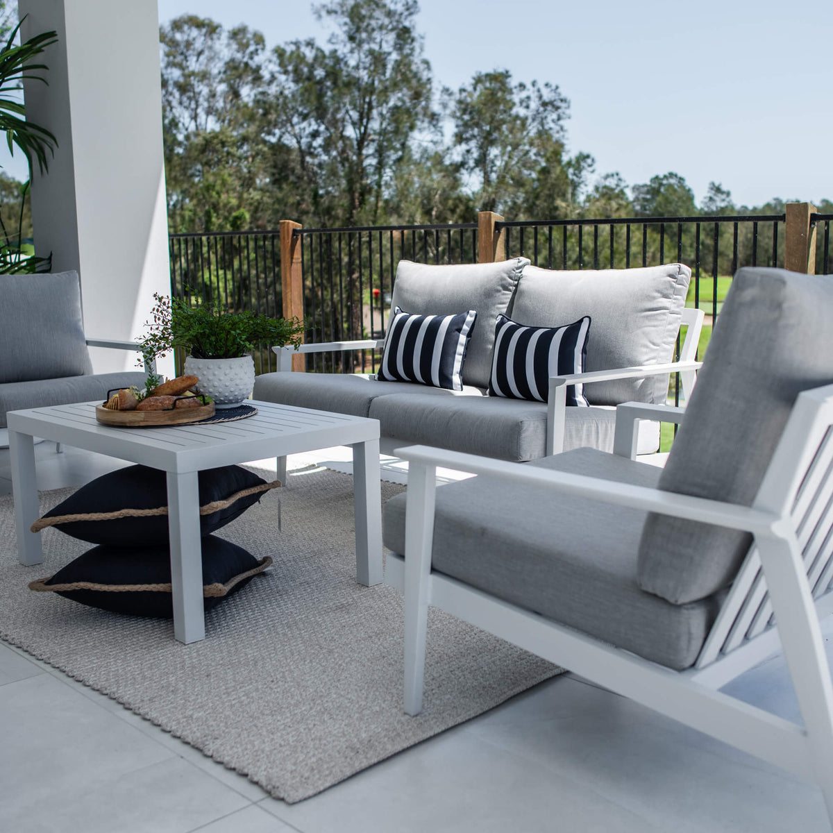 best-outdoor-furniture-Peru Aluminium 2 - 4pce - Outdoor Lounge Setting #color_WHITE