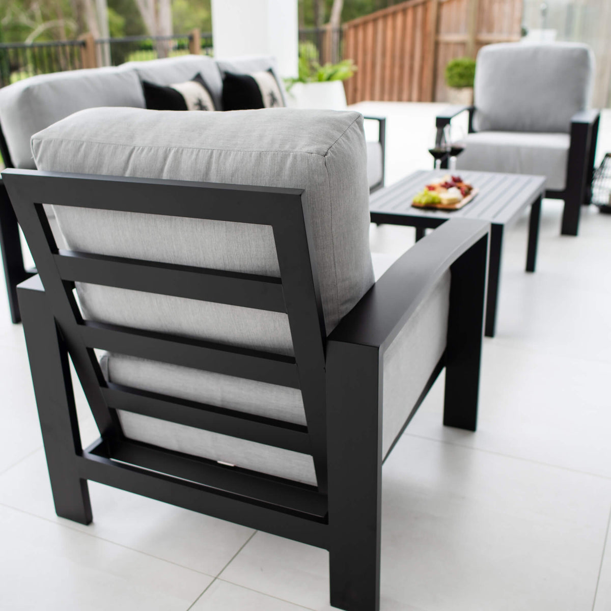 best-outdoor-furniture-Tahoe 3 - 4pce - Outdoor Lounge Setting #color_BLACK