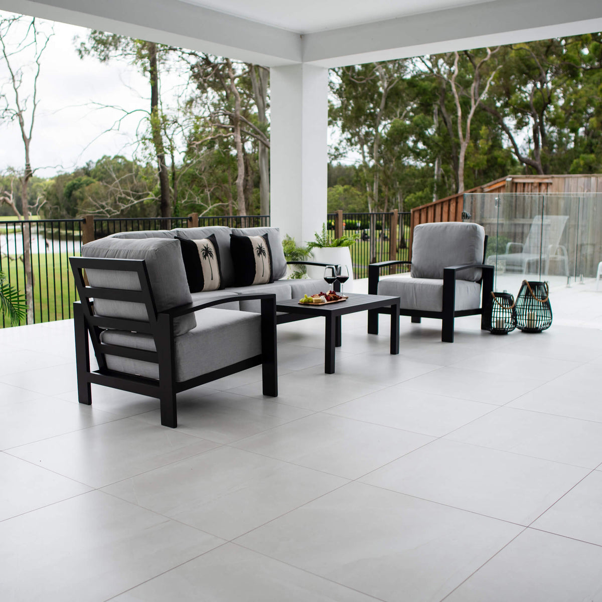 best-outdoor-furniture-Tahoe 3 - 4pce - Outdoor Lounge Setting #color_BLACK