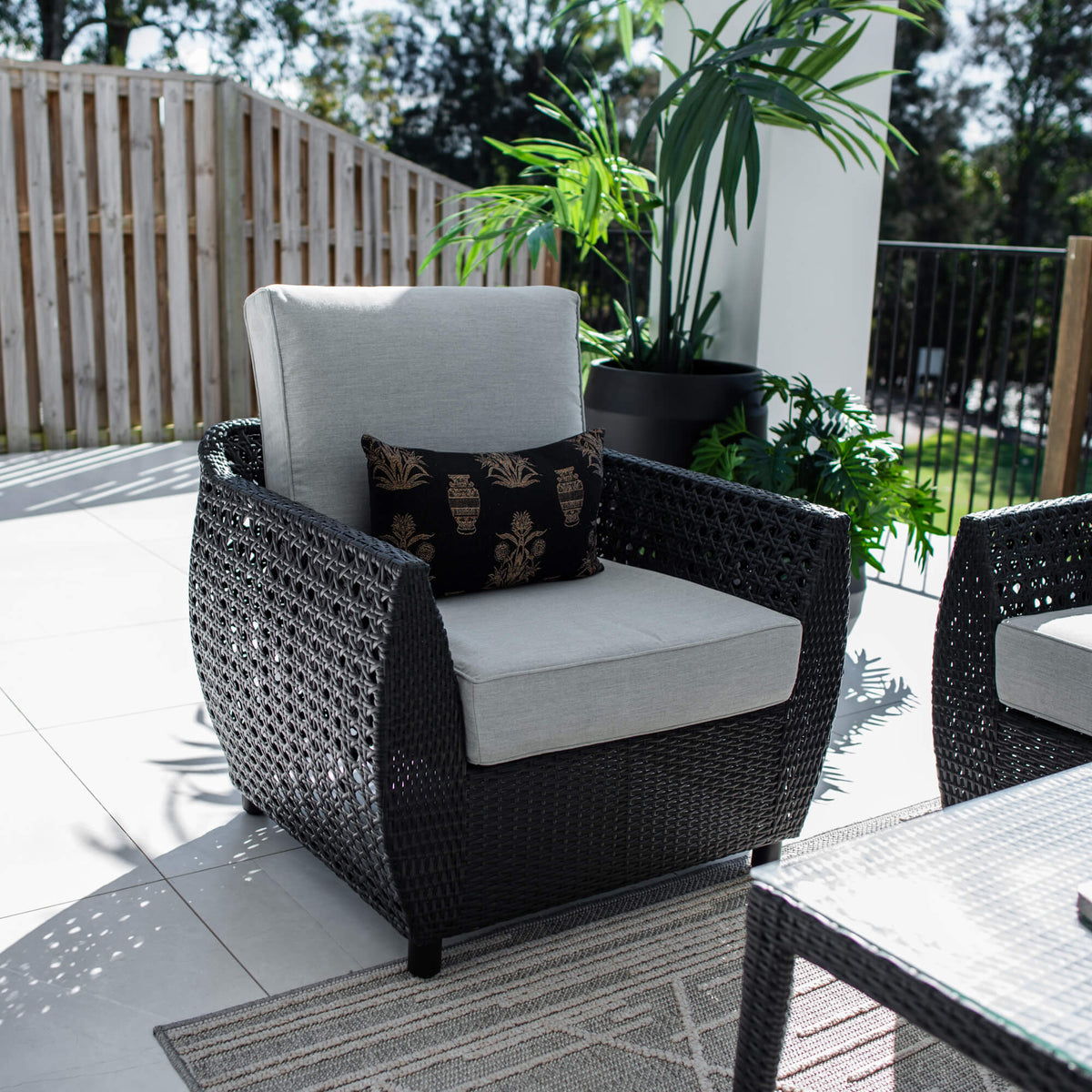 best-outdoor-furniture-Voyage 3 - 4pce - Outdoor Lounge Setting #color_BLACK