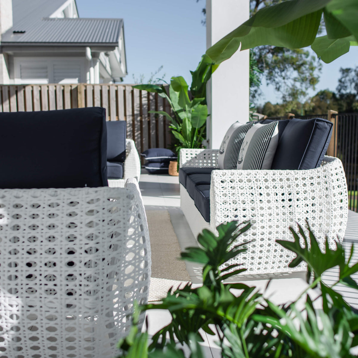 best-outdoor-furniture-Voyage 3 - 4pce Outdoor Lounge Setting #color_WHITE