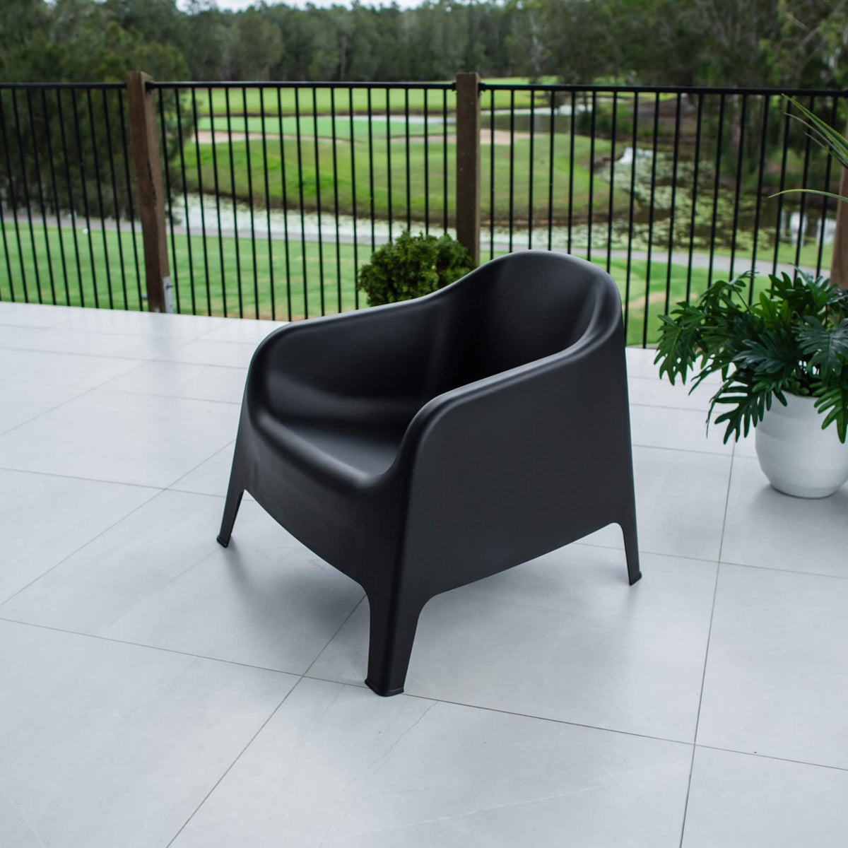 best-outdoor-furniture-Chubby - Outdoor Lounge Single #color_BLACK