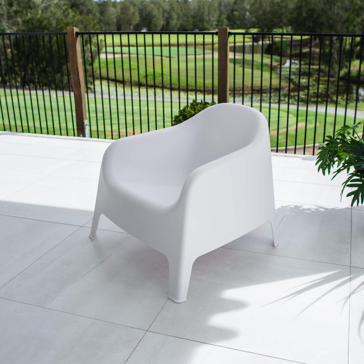 best-outdoor-furniture-Chubby - Outdoor Lounge Single #color_WHITE