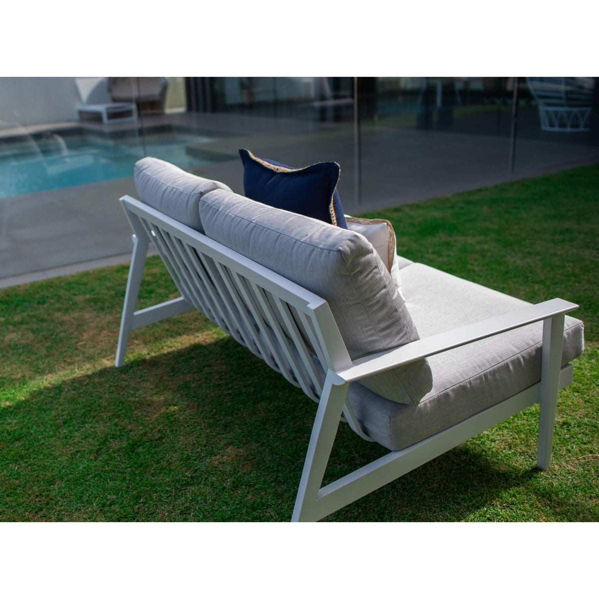 best-outdoor-furniture-Peru Aluminium - 2 Seater Sofa