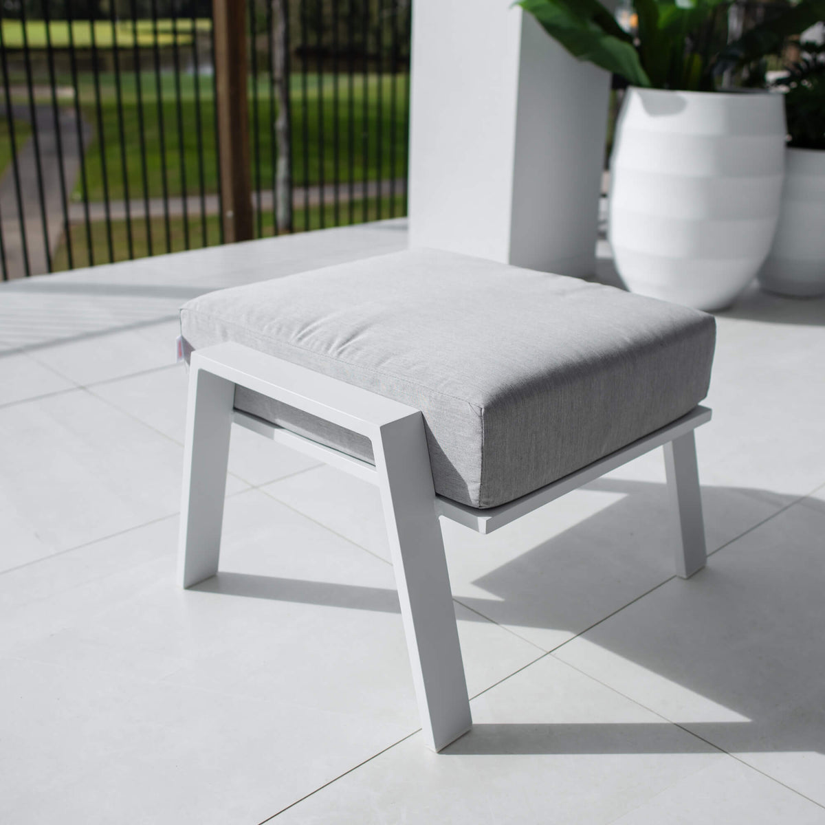 best-outdoor-furiture-Bermuda - Outdoor Ottoman #color_WHITE/GREY
