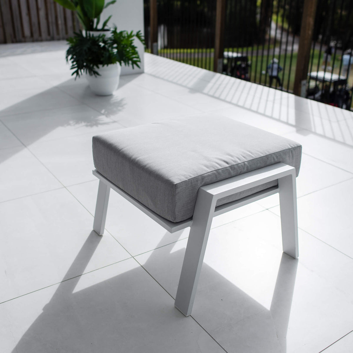 best-outdoor-furiture-Bermuda - Outdoor Ottoman #color_WHITE/GREY