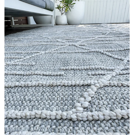 best-outdoor-furniture-Salinas Polypropylene - Outdoor Rug