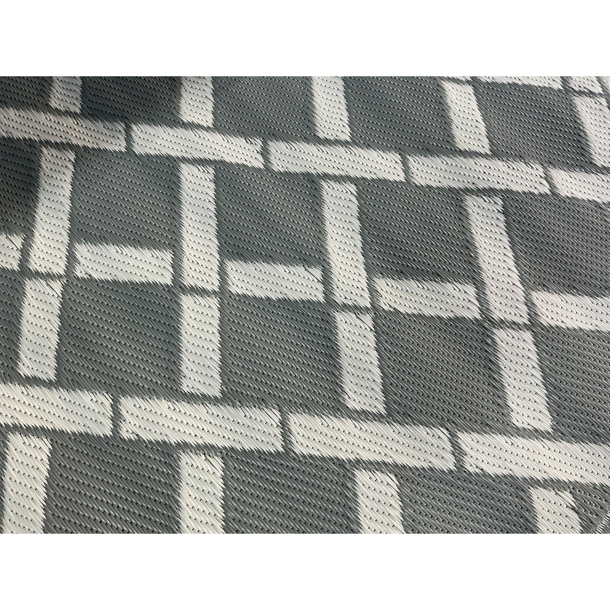 best-outdoor-furniture-Signature Range Grey &amp; White - Outdoor Rug