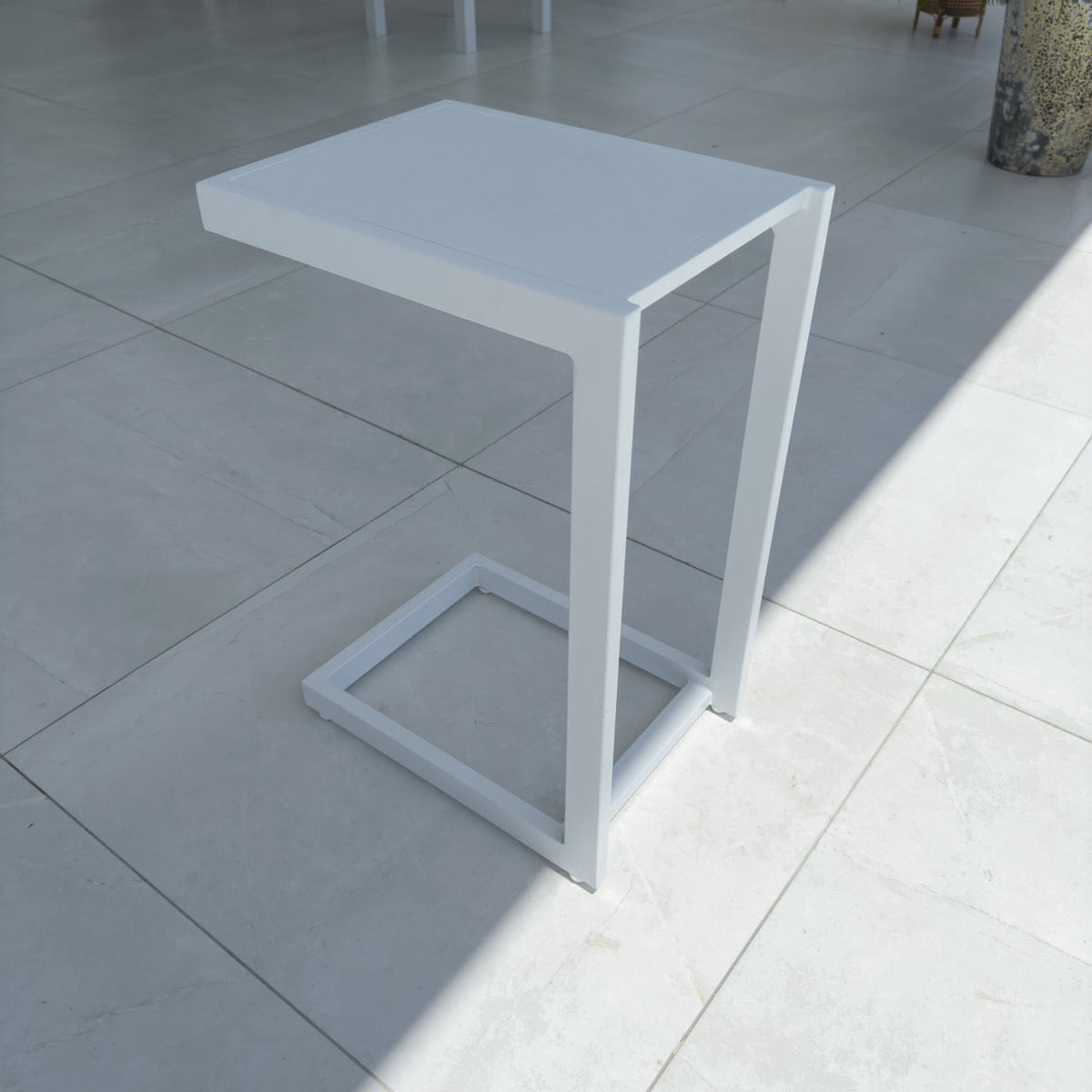 best-outdoor-furniture-Menzin - (40x30) - Outdoor Side Table #color_WHITE