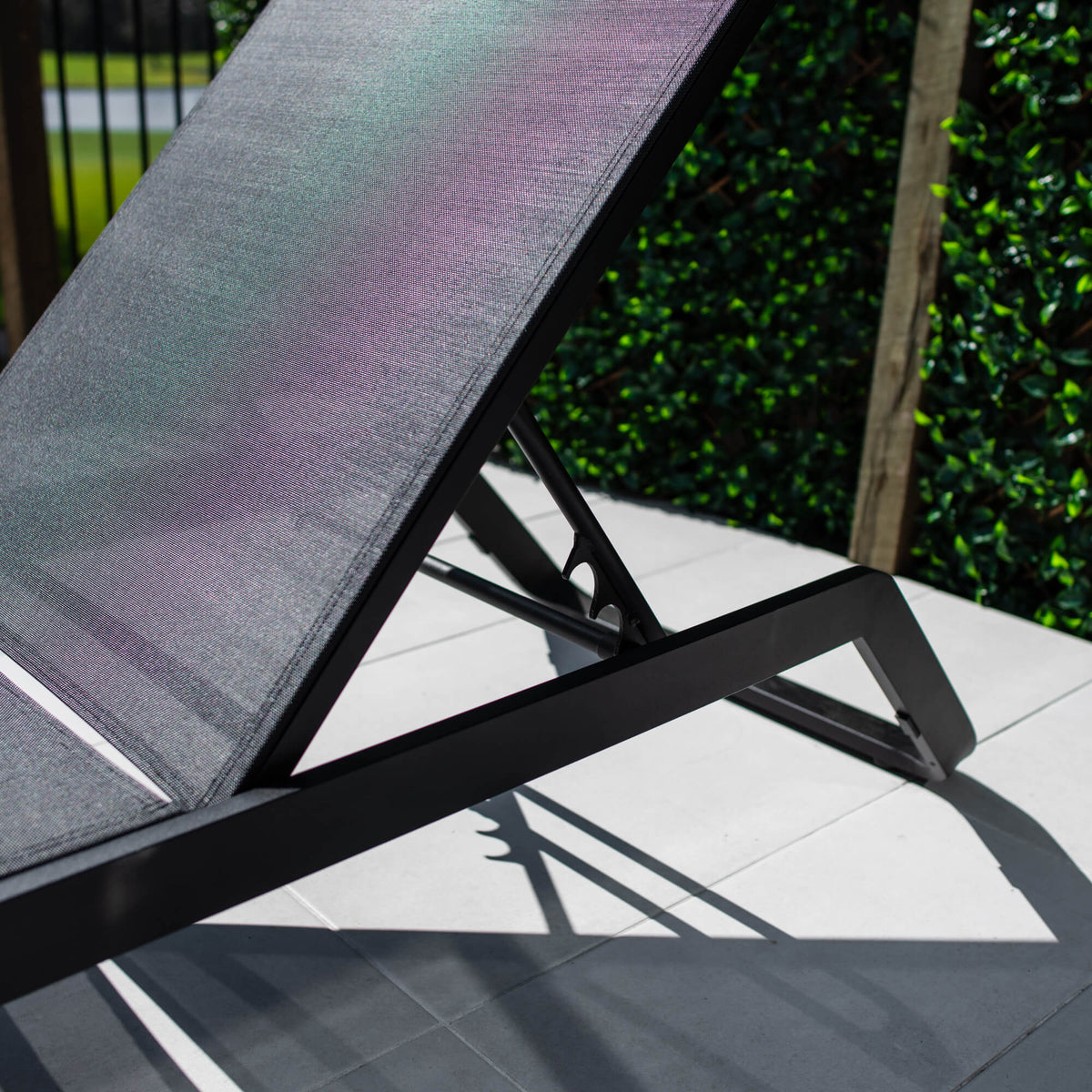 best-outdoor-furniture-Byron - Outdoor Sun Lounge #color_BLACK