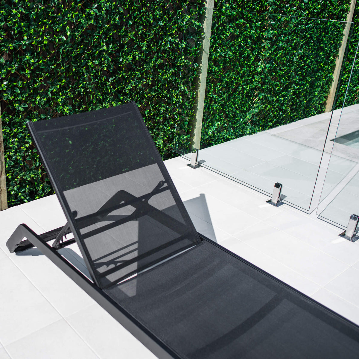 best-outdoor-furniture-Byron - Outdoor Sun Lounge #color_BLACK