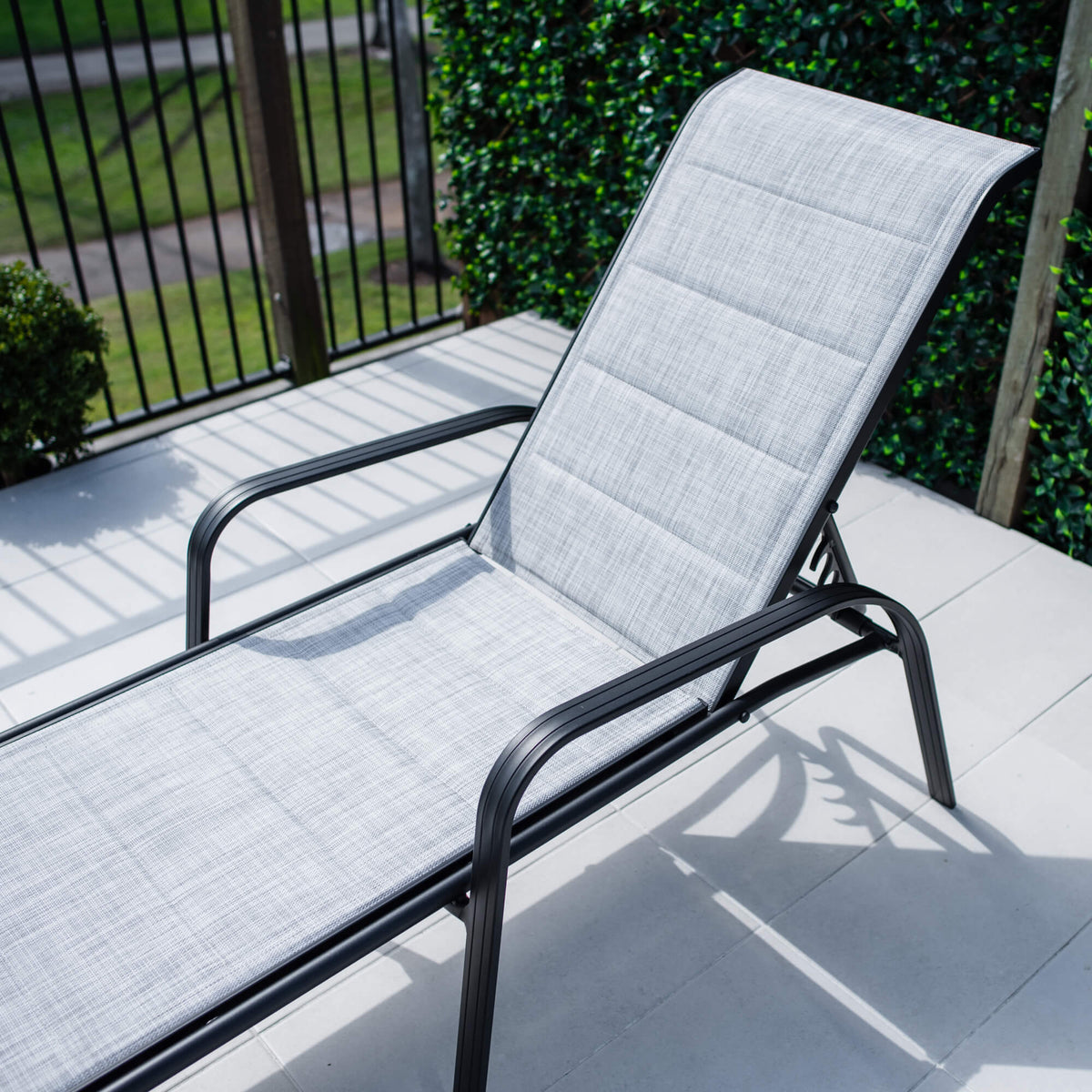 best-outdoor-furniture-Leona - Outdoor Sun Lounge #color_BLACK