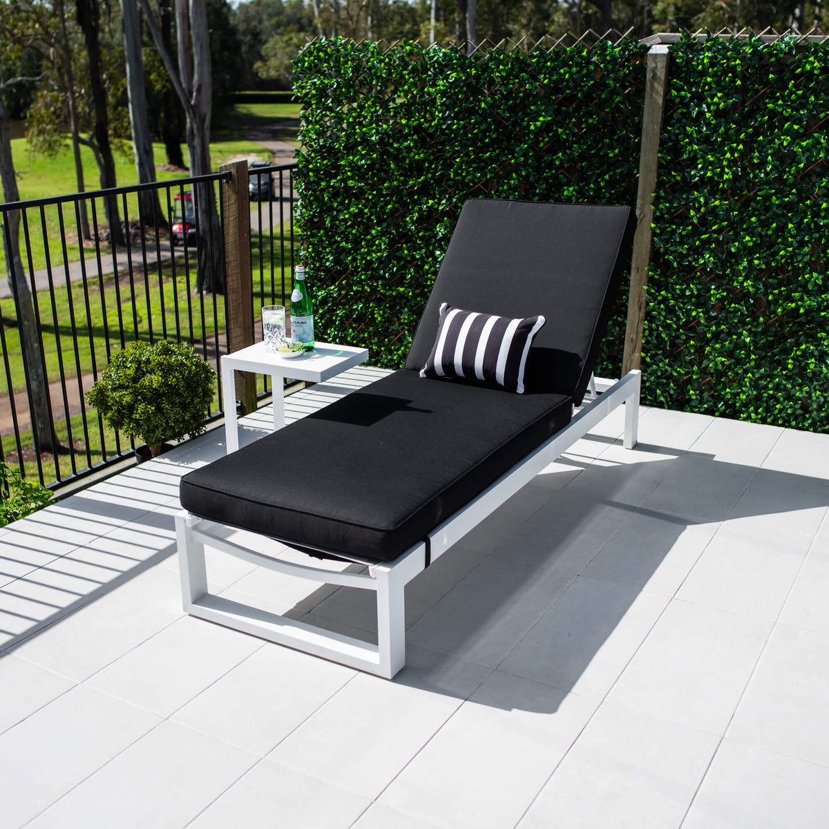 best-outdoor-furniture-Milan Menzin w/Cushion  - Outdoor Sun Lounge #color_BLACK WHITE