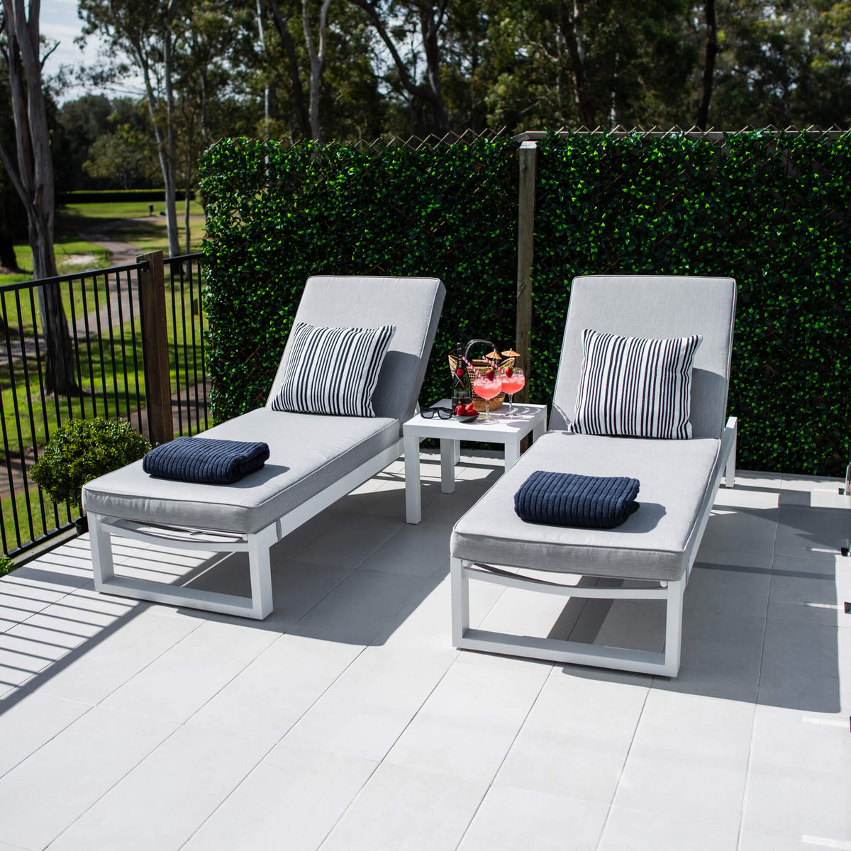 best-outdoor-furniture-Milan Slat - 5pce - Outdoor Sun Lounge #color_WHITE GREY
