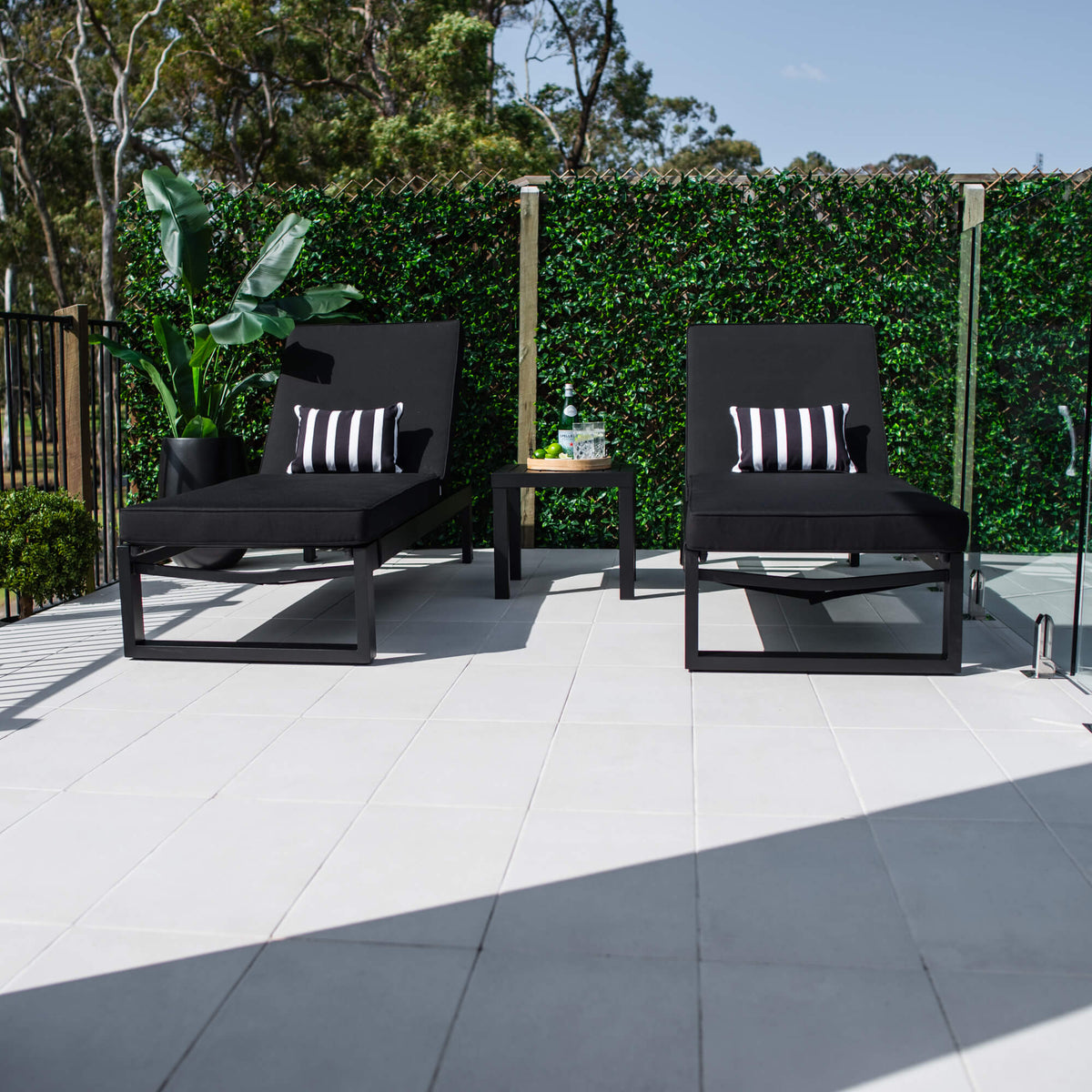 best-outdoor-furniture-Milan Slat - 5pce - Outdoor Sun Lounge #color_BLACK 