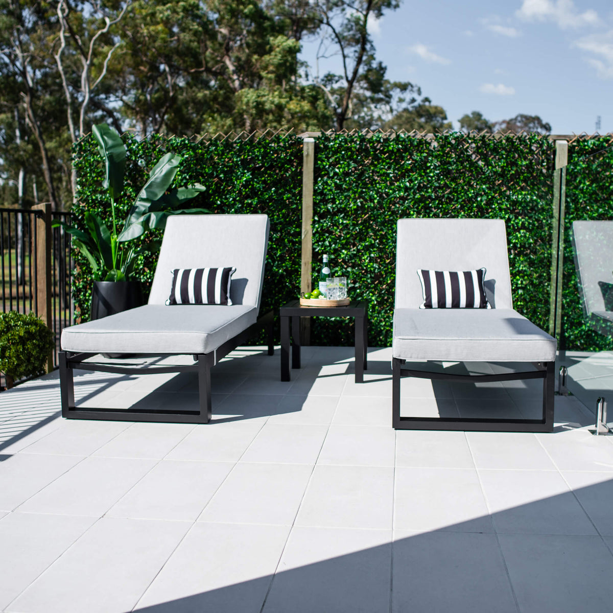best-outdoor-furniture-Milan Slat - 5pce - Outdoor Sun Lounge #color_BLACK GREY