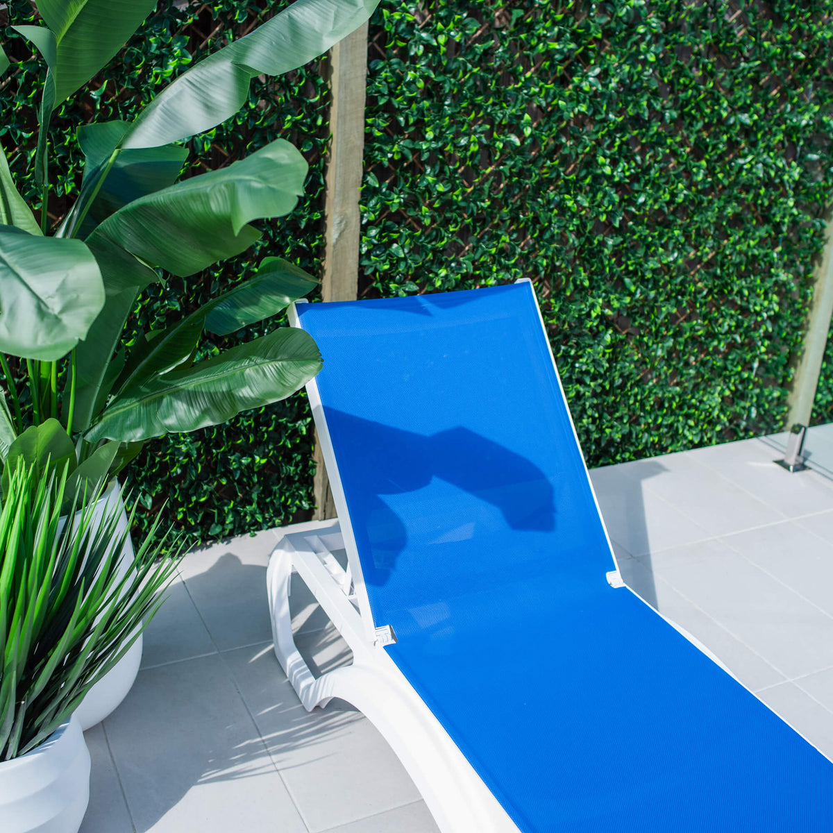 best-outdoor-furniture-Verona - Outdoor Sun Lounge #color_WHITE BLUE