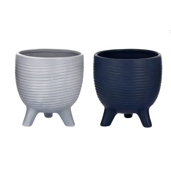 best-outdoor-furniture-Ceramic Footed Pot Verge