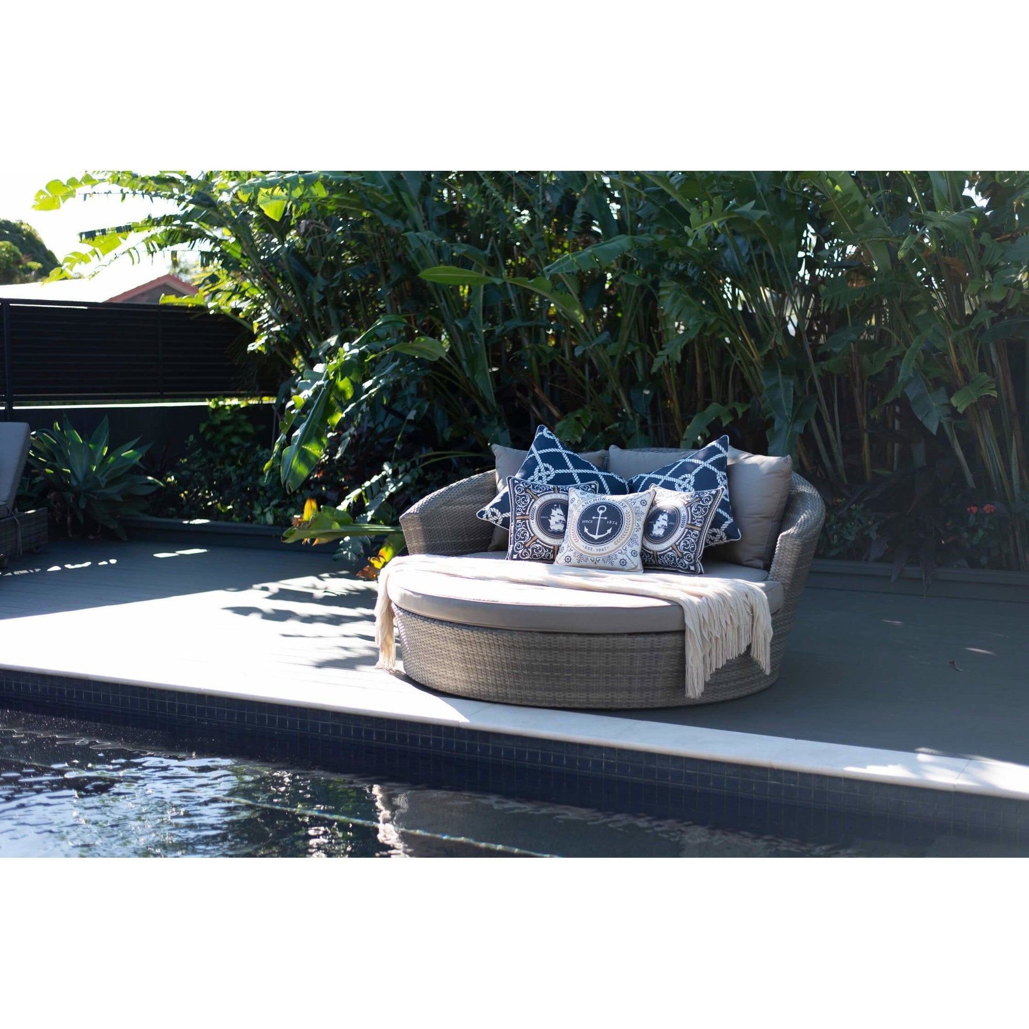 Newport Outdoor Daybed OFO Outdoor Furniture