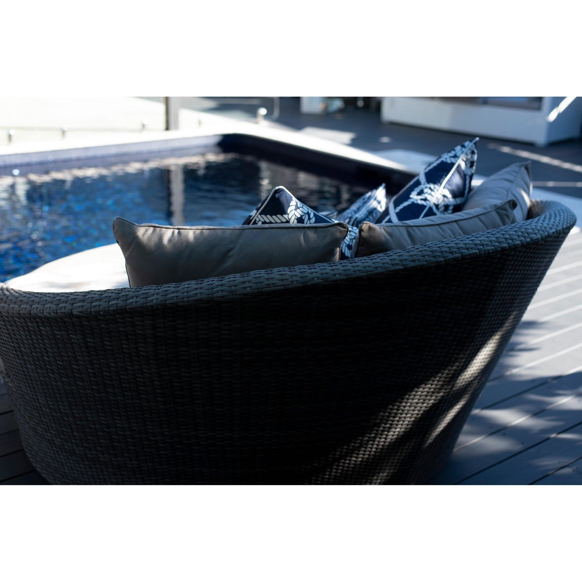 Newport Outdoor Daybed OFO Outdoor Furniture