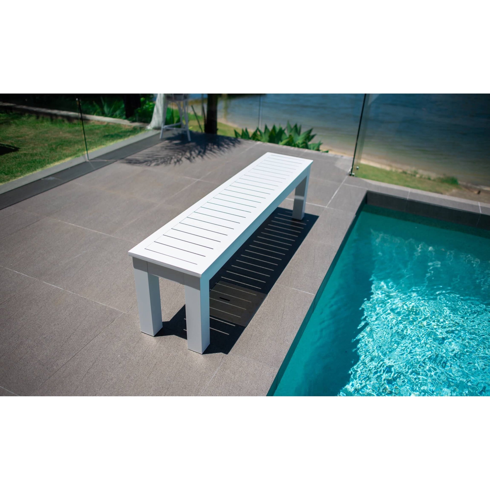 best-outdoor-furniture-Aluminium Slat Bench - Outdoor Bench